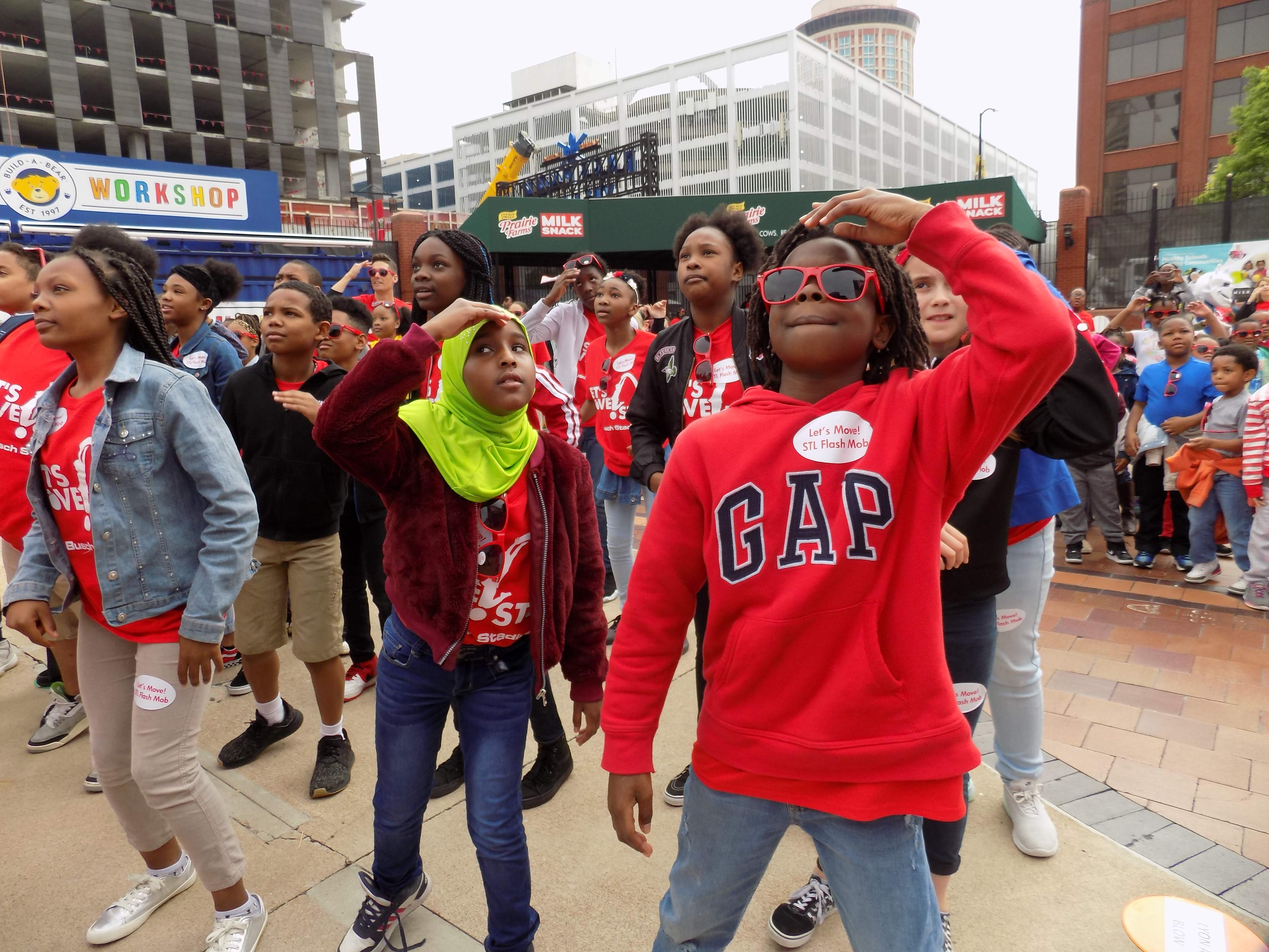 Students follow the dance steps at the 2019 Flash Mob