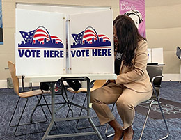 Mayor Jones Voting Early