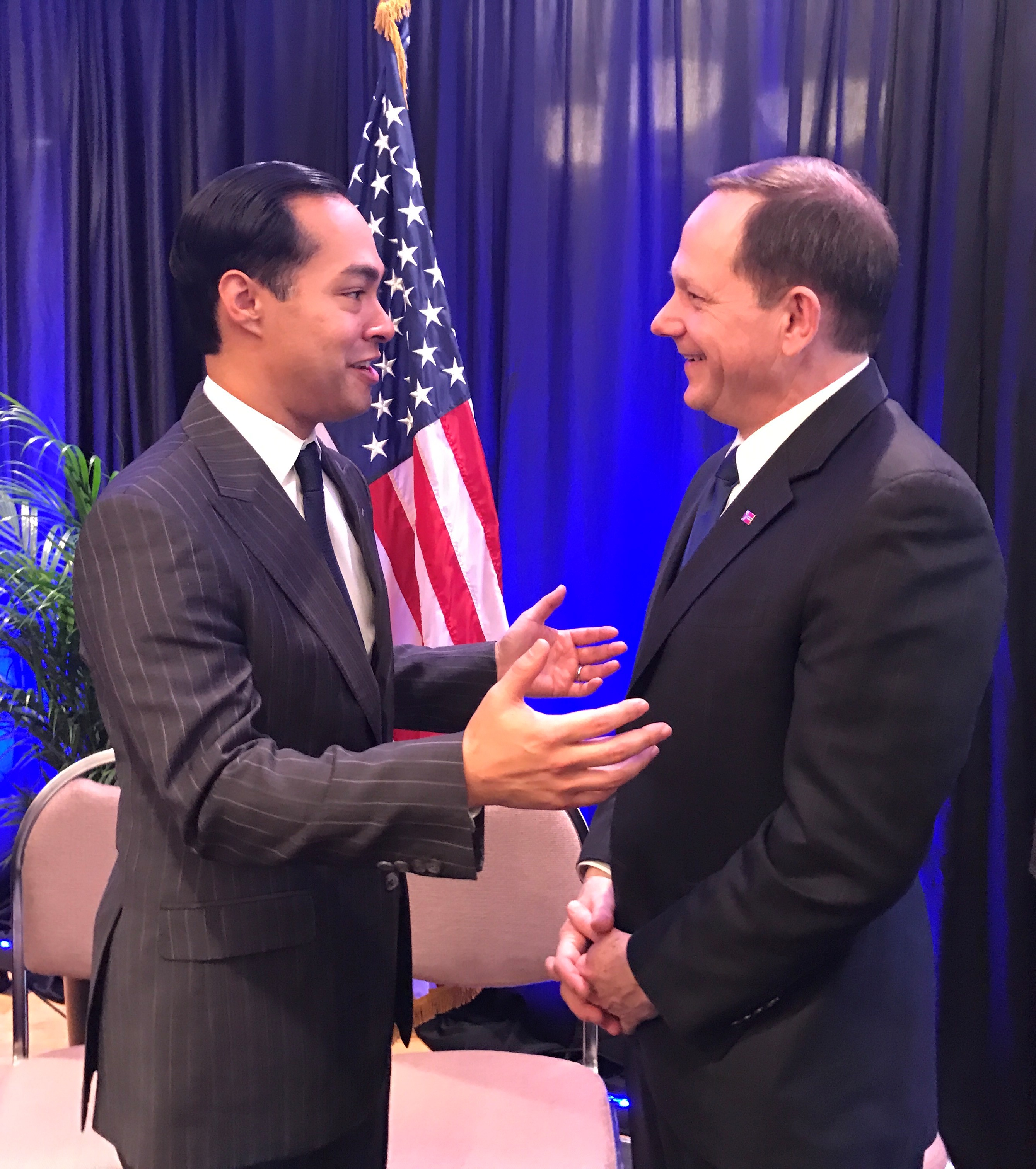 HUD Secretary Julian Castro and Mayor Francis Slay