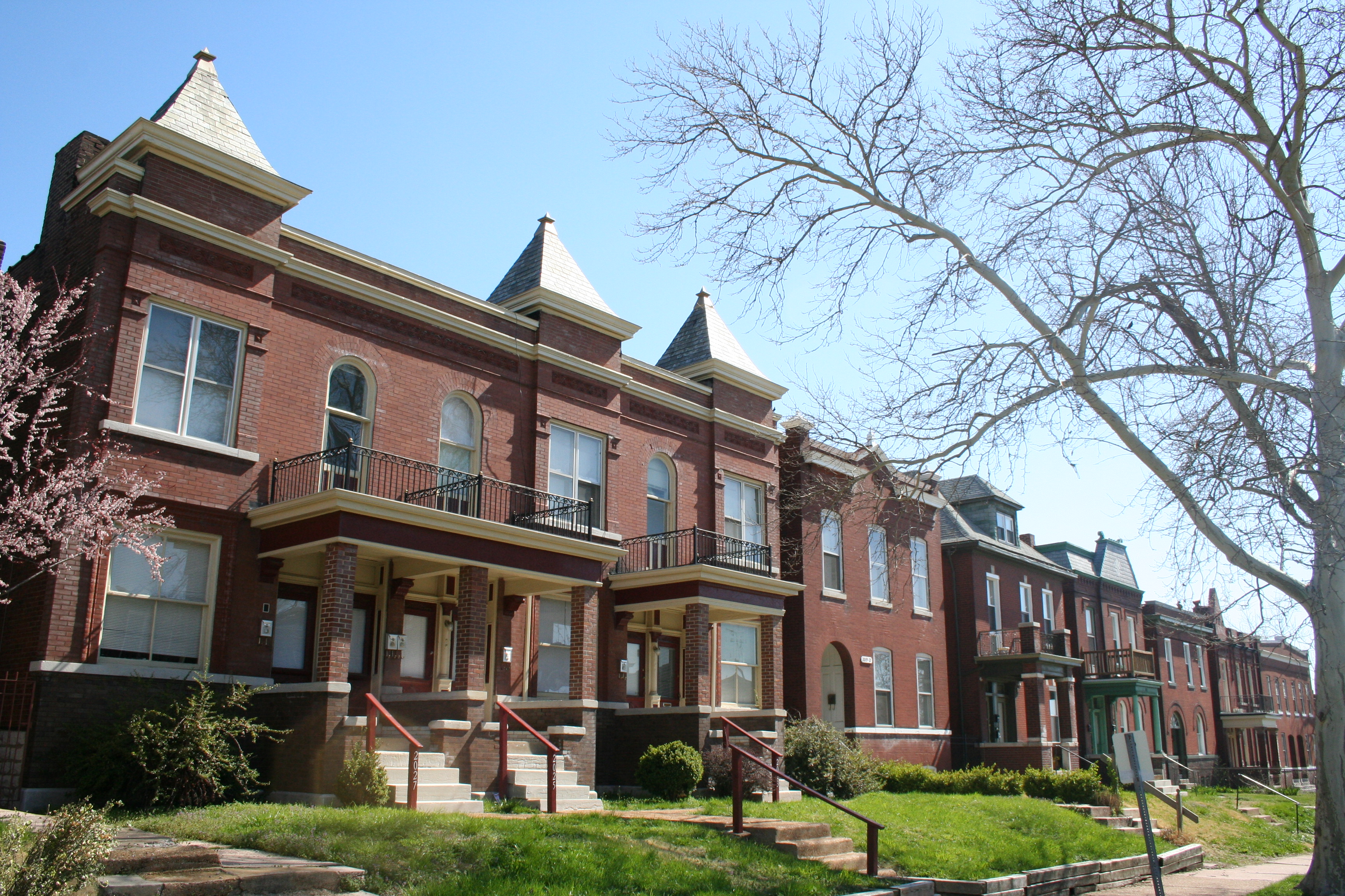 McKinley Heights Street