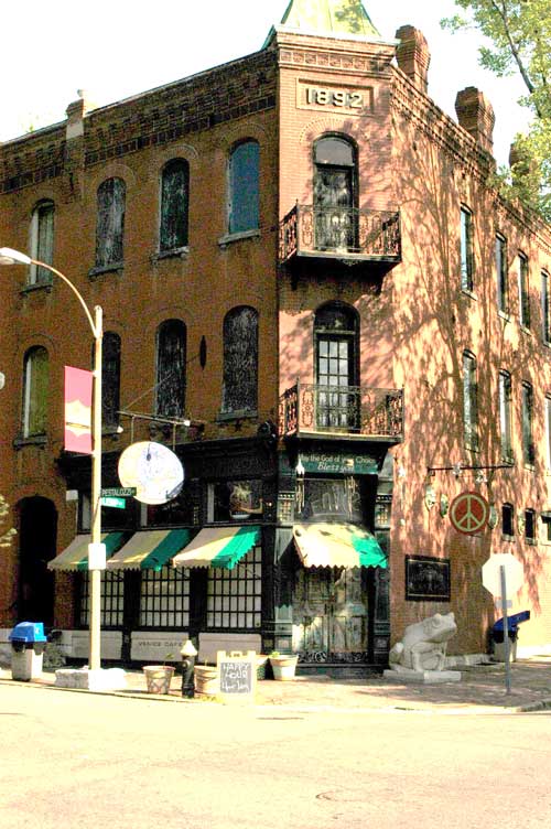 Benton-Businesses---Venice-Cafe