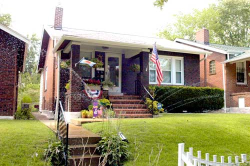 Example of homes in Carondelet Neighborhood