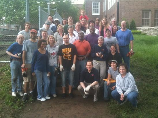 Group photo of volunteers for Service Day 04/24/10